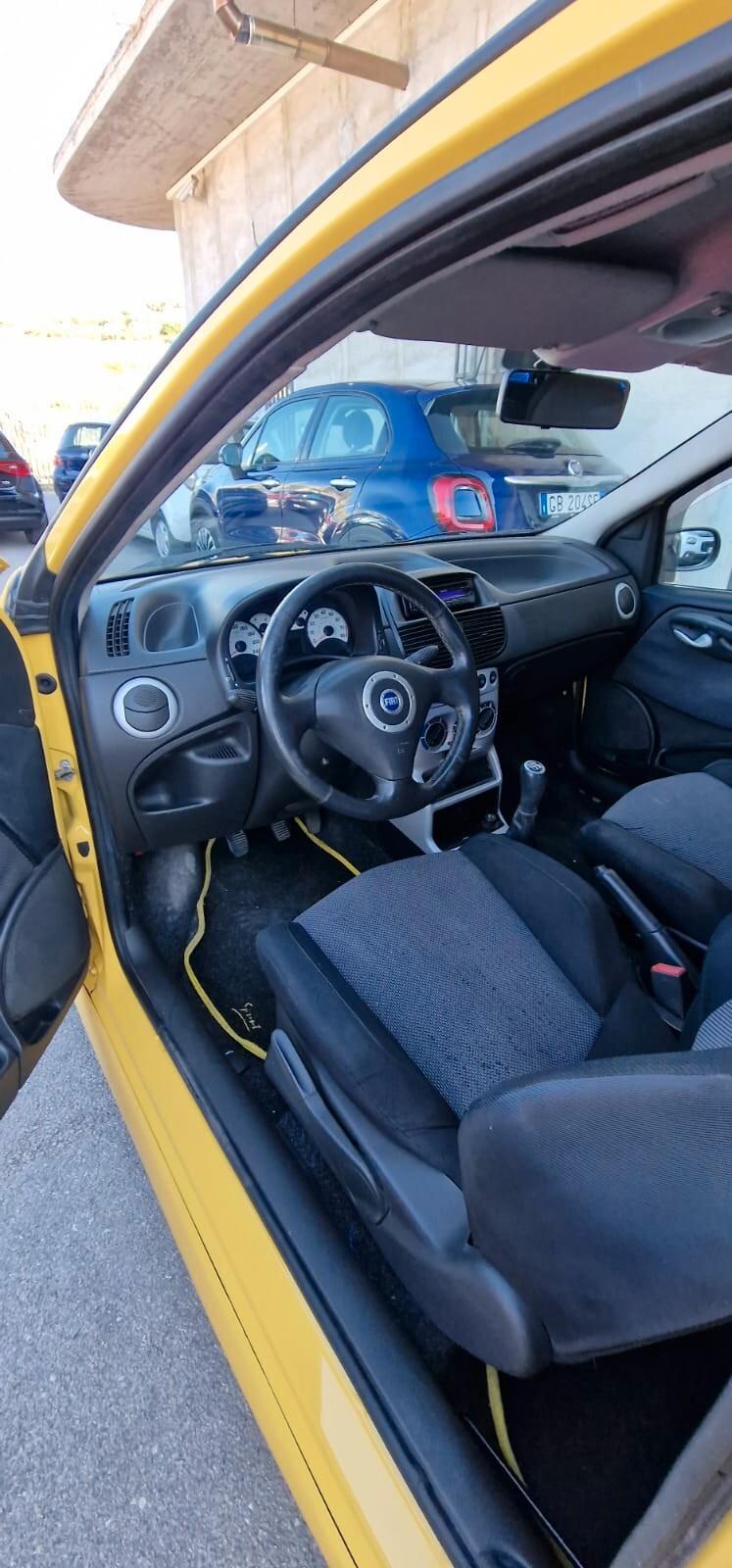 Fiat Punto 1.8 16V 3 porte HGT