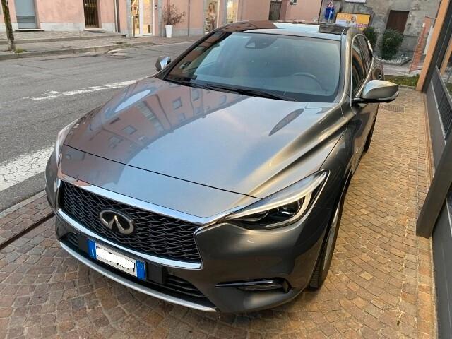 Infiniti Q30 2.2 diesel DCT Premium
