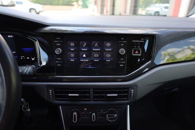 VOLKSWAGEN Taigo 1.0 TSI 110 CV DSG Automatica per NEOPATENTATI