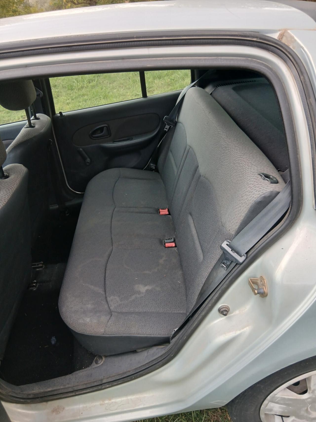 Renault Clio 1.5 diesel 65 cv