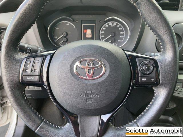 TOYOTA Yaris 1.5 Hybrid 5 porte Active