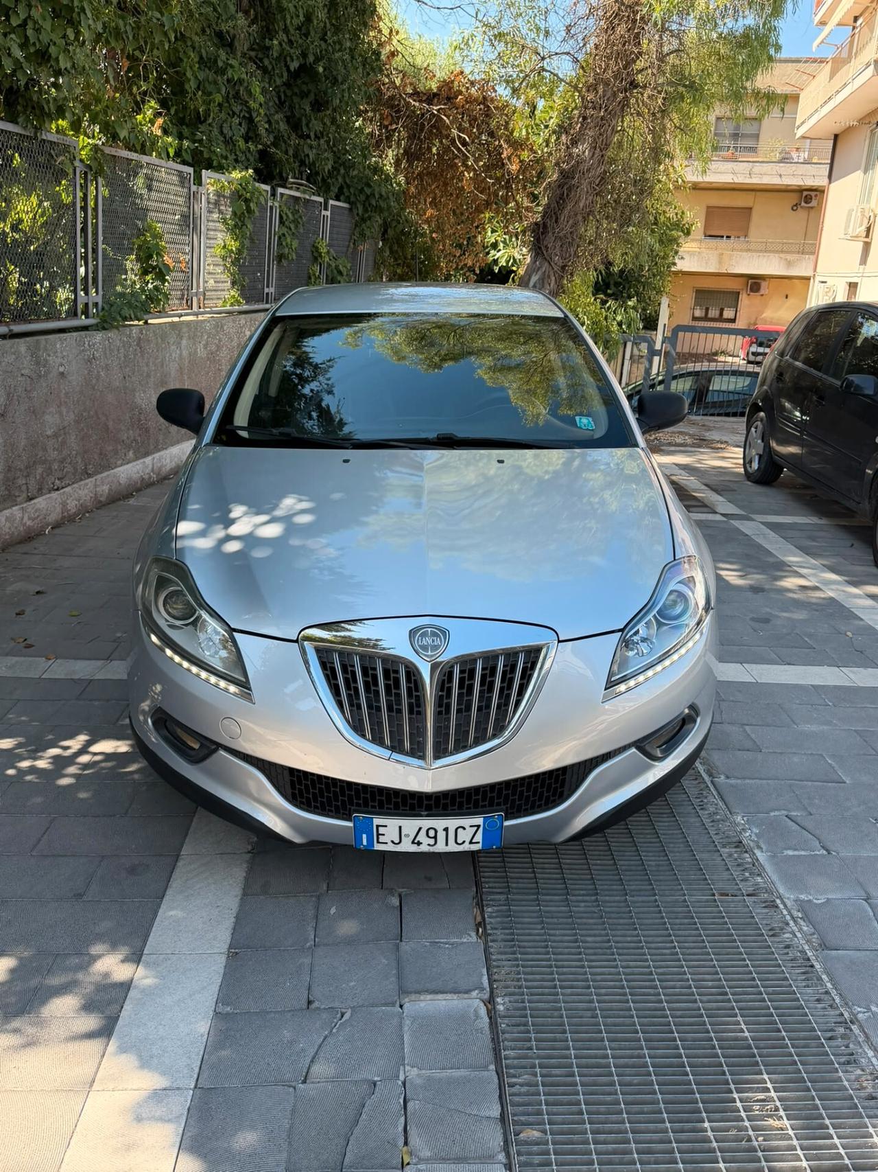 Lancia Delta 1.6 MJT DPF Silver