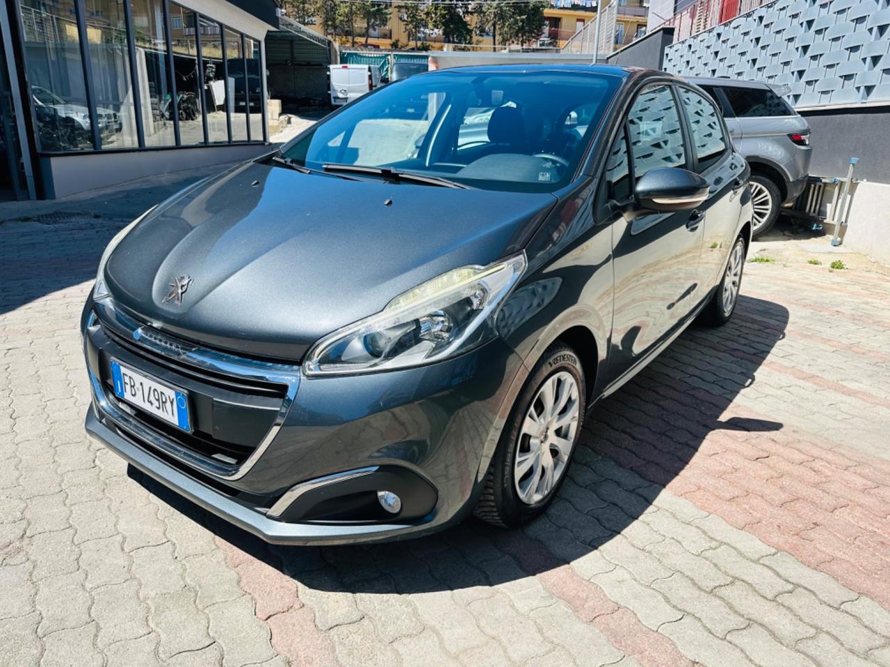 Peugeot 208 BlueHDi 75 5 porte Allure 2016