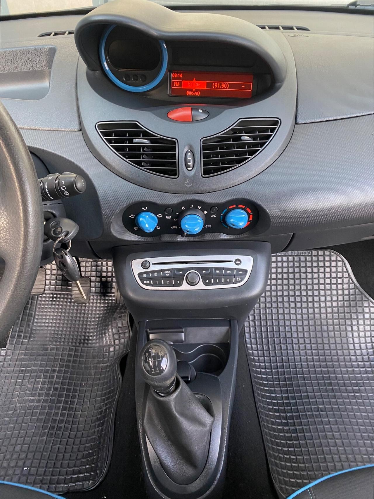 Renault Twingo 1.2 16V benzina 75cv “Live”