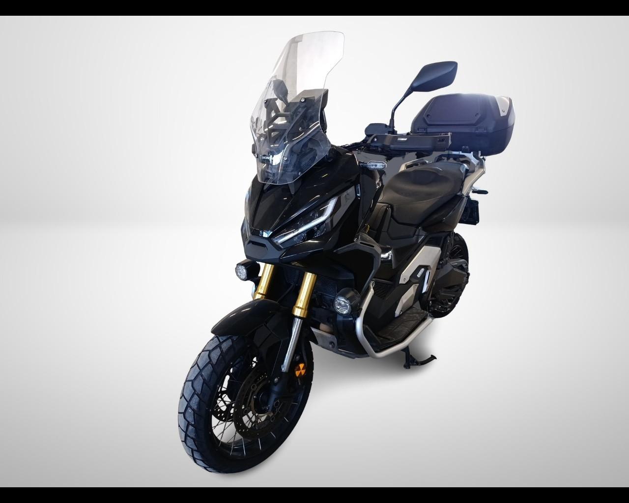 Honda X-ADV 750 - DCT Travel