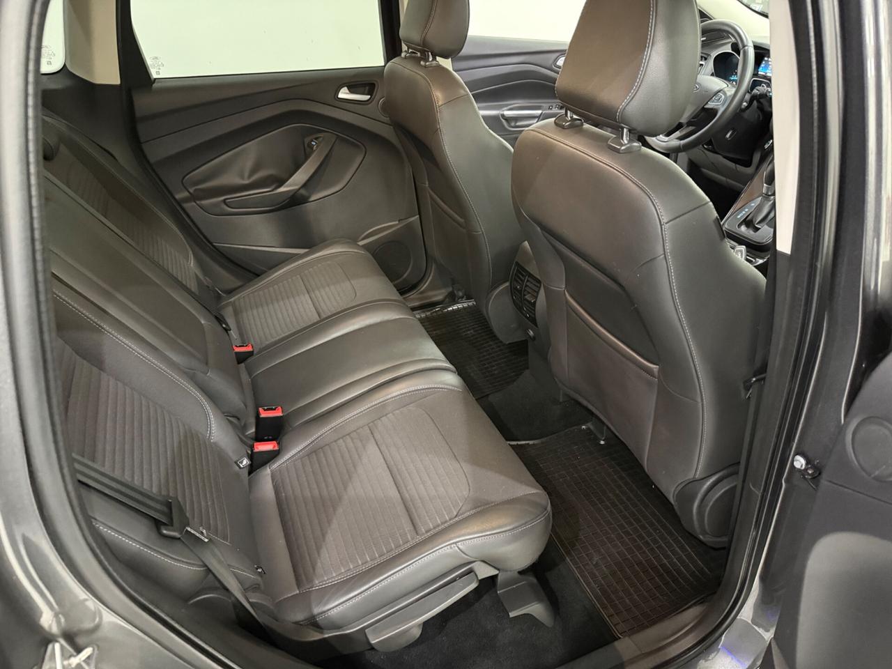 Ford Kuga 1.5 TDCI 120 Autom. Titanium