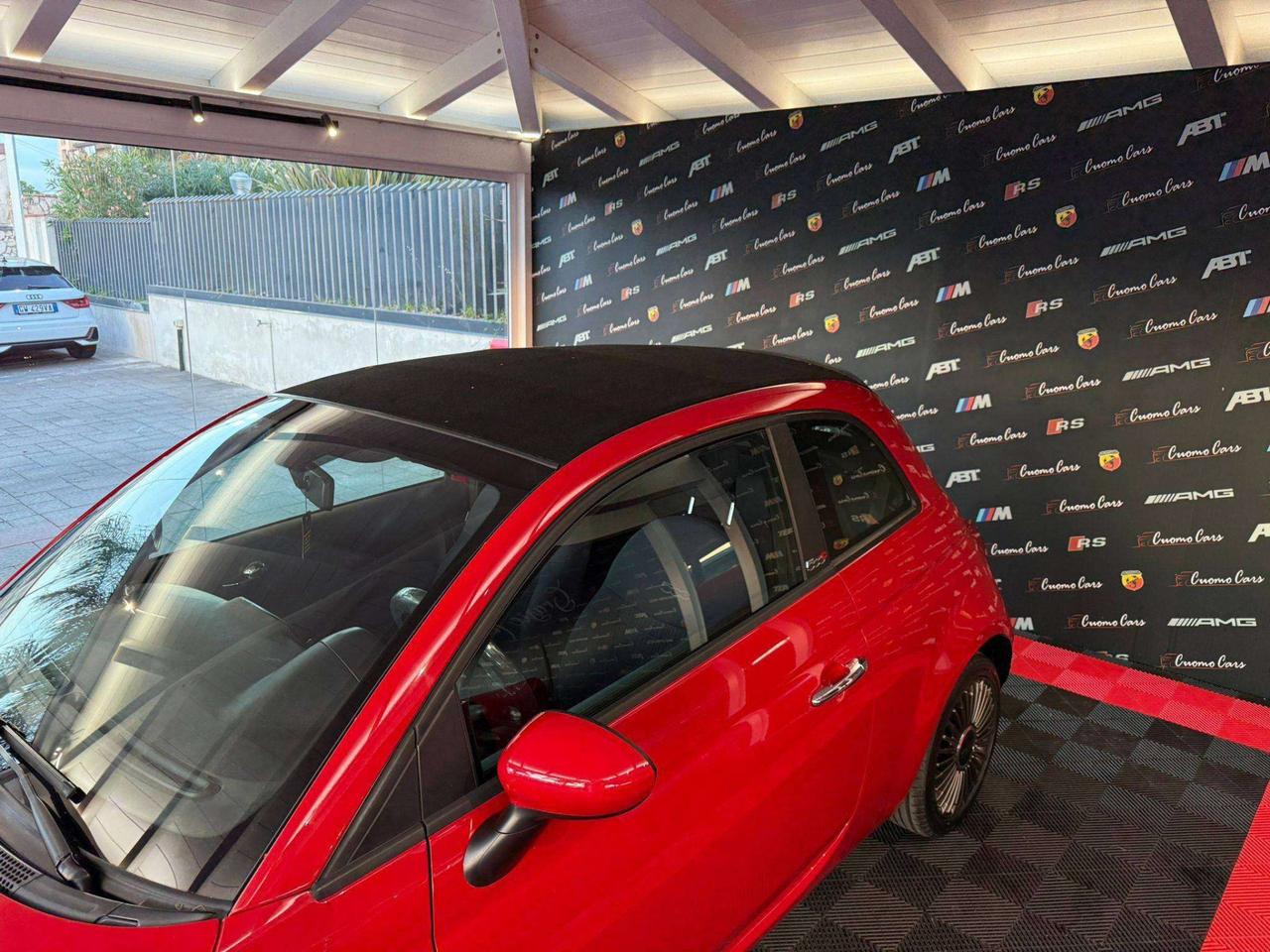 Fiat 500C 1.0 Hybrid Red