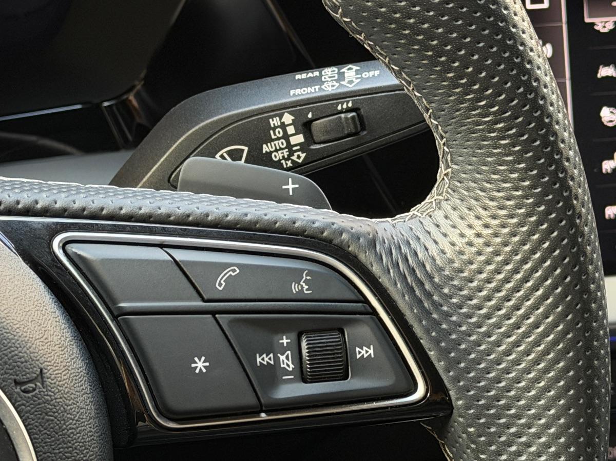 Audi A3 Sportback 40 TDI 200CV Quattro S-line edition Identity Black