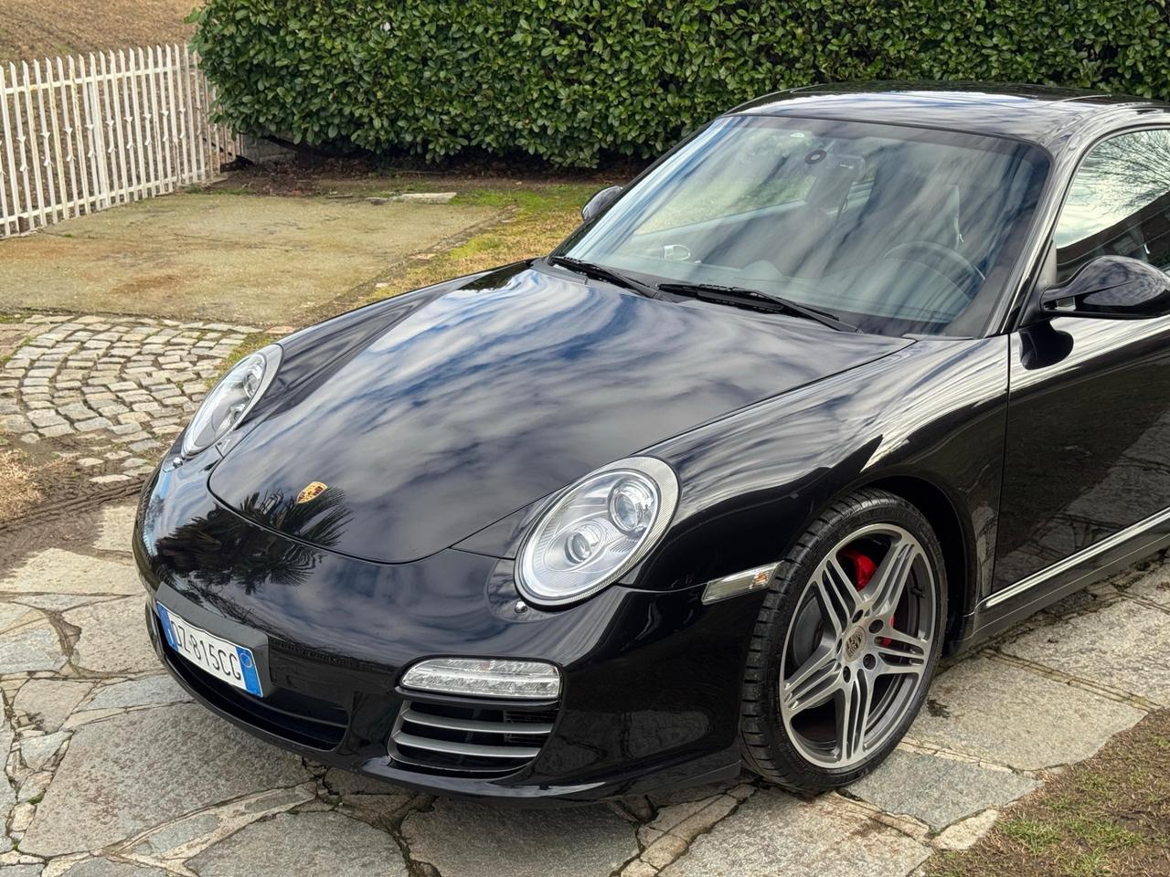 Porsche 911 997.2 Carrera 4S Coupé