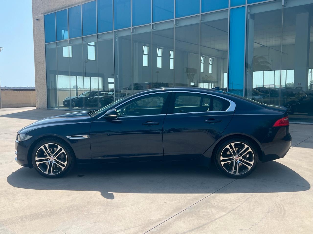 Jaguar XE 2.0 D Turbo aut. Prestige Business Edition
