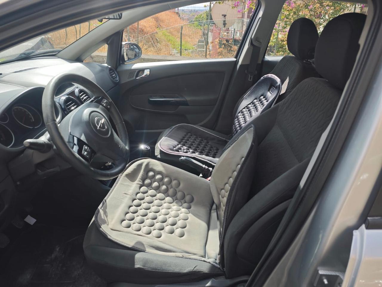 Opel Corsa 1.2 Edition