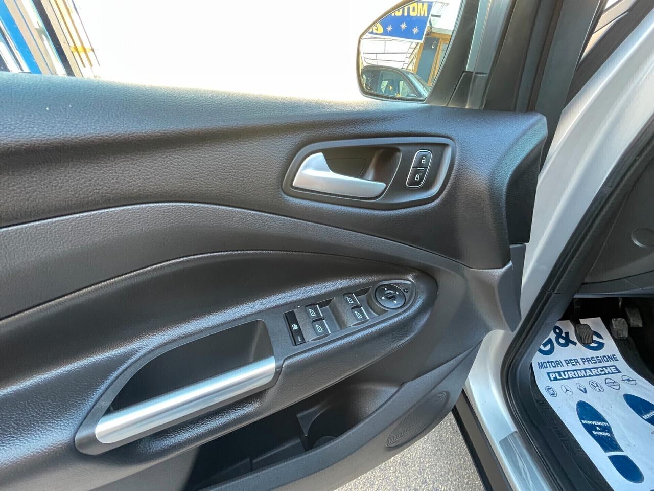 Ford Kuga 1.5 TDCI 120 CV S&S 2WD Titanium