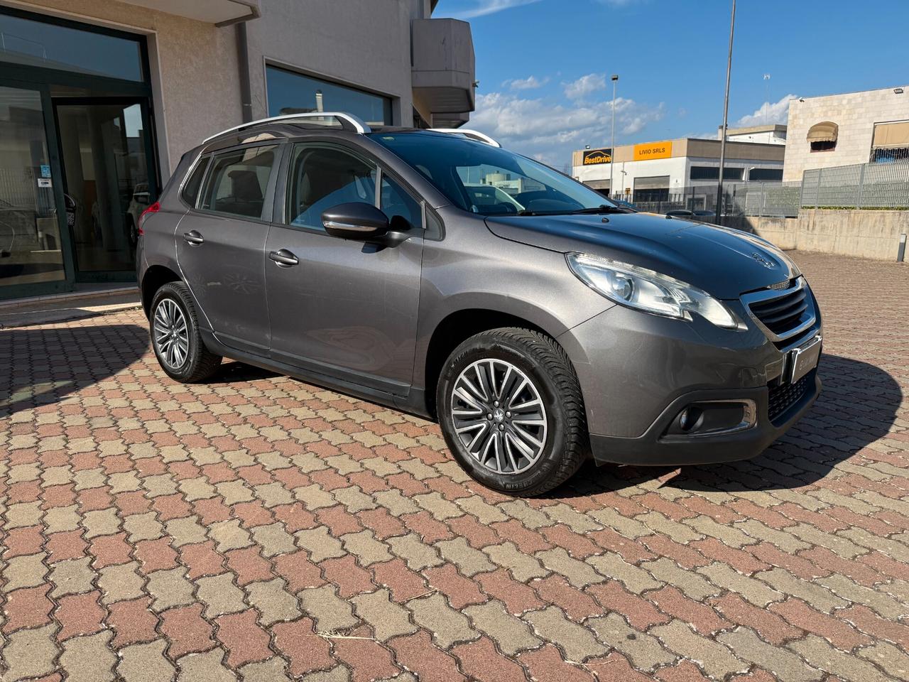 Peugeot 2008 1.6 e-HDi 92 CV Stop&Start Active CarPlay Retrocam