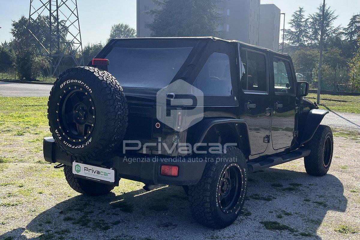 JEEP Wrangler Unlimited 2.8 CRD DPF Sahara Auto