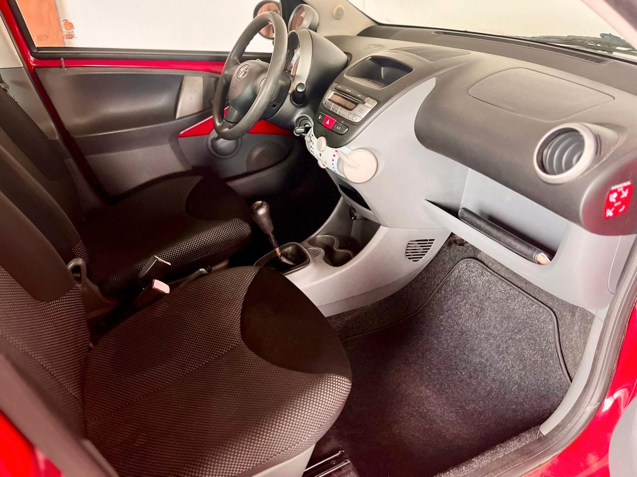 Toyota Aygo 1.0 12V VVT-i 5 porte