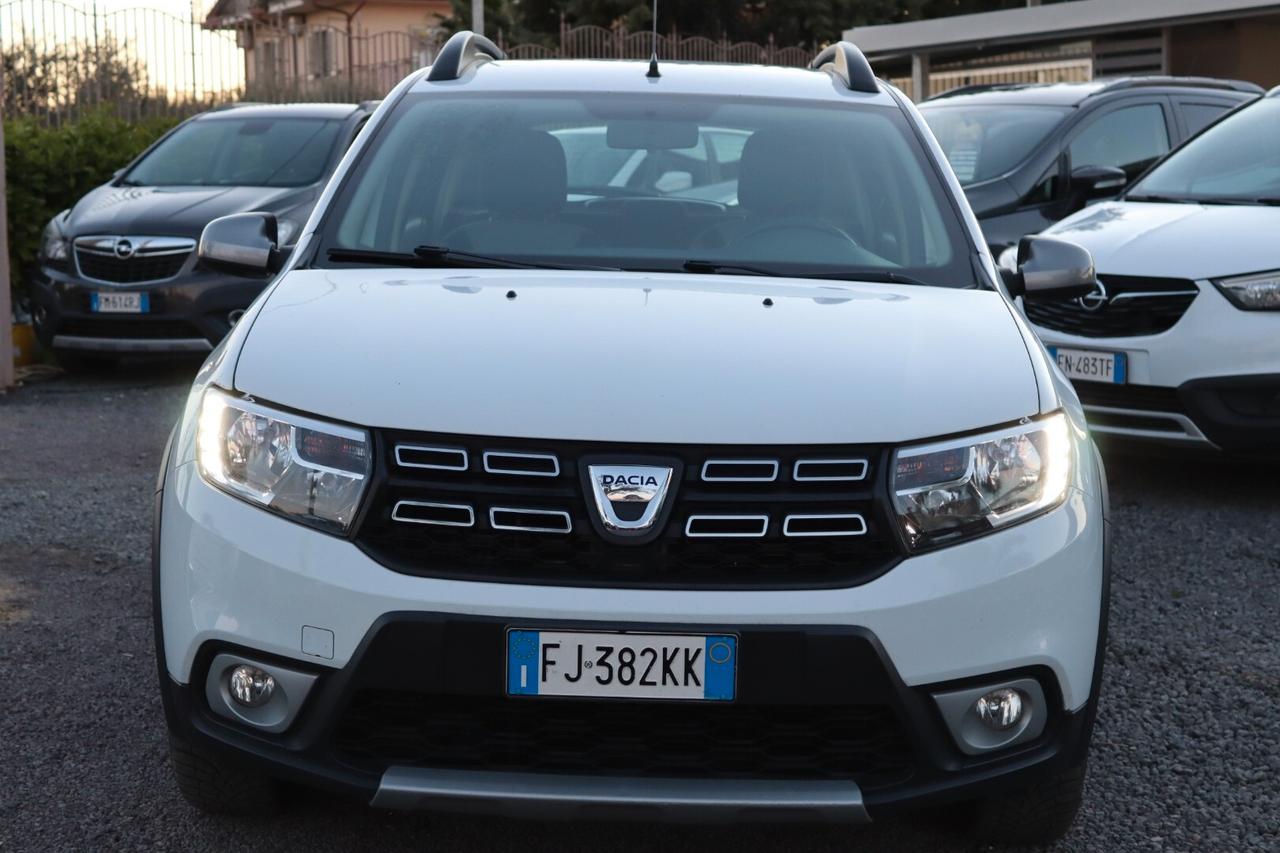 DACIA SANDERO STEPWAY 90CV GPL/BENZ.