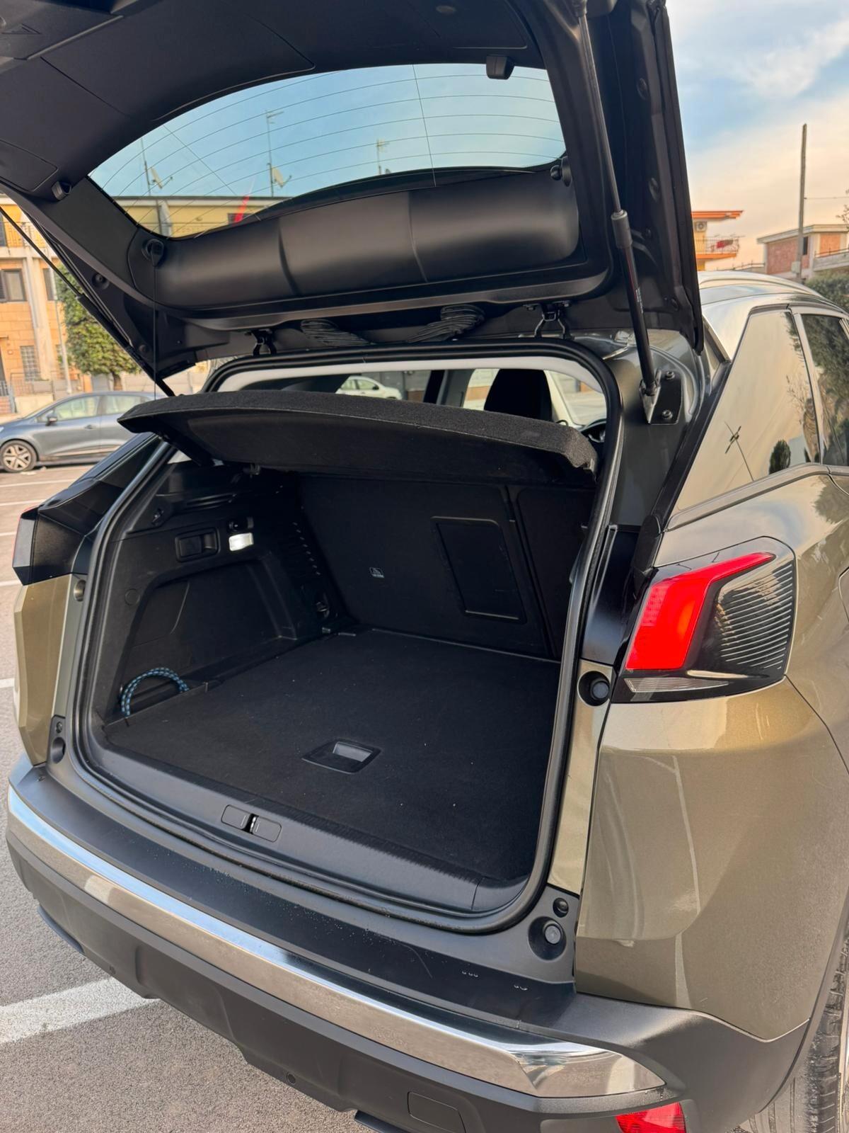 Peugeot 3008 BlueHDi 130 S&S EAT8 Allure