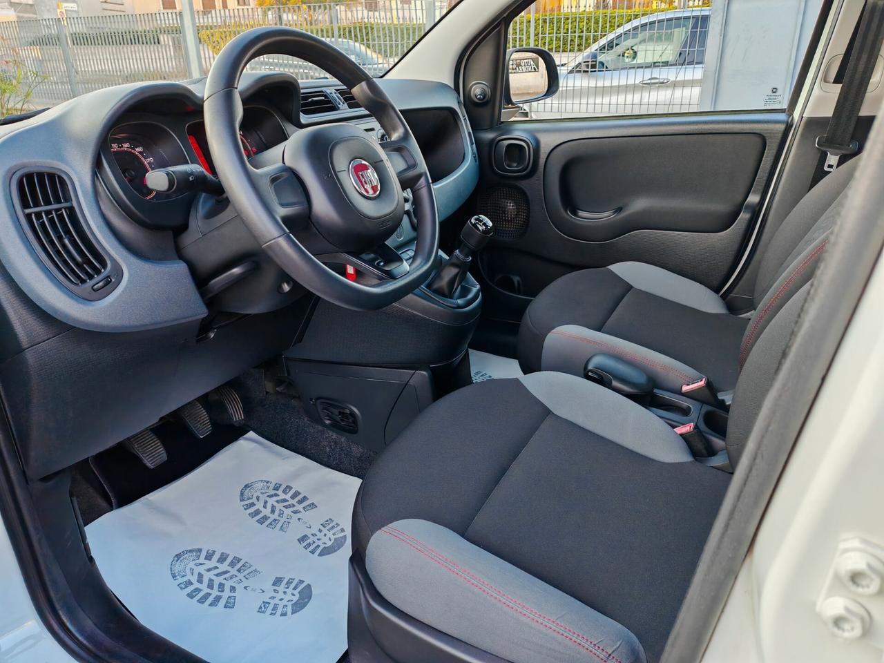 Fiat Panda 13MJT 95CV Lounge Full Optional 2018