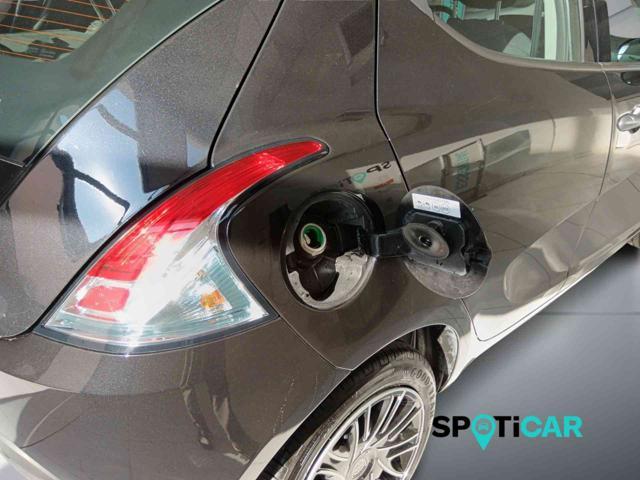 LANCIA Ypsilon 1.0 FireFly 5 porte S&S Hybrid Silver Plus