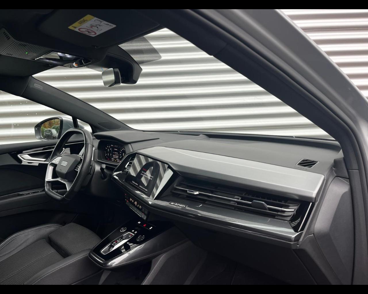 AUDI Q4 E-TRON 50 QUATTRO S LINE EDITION