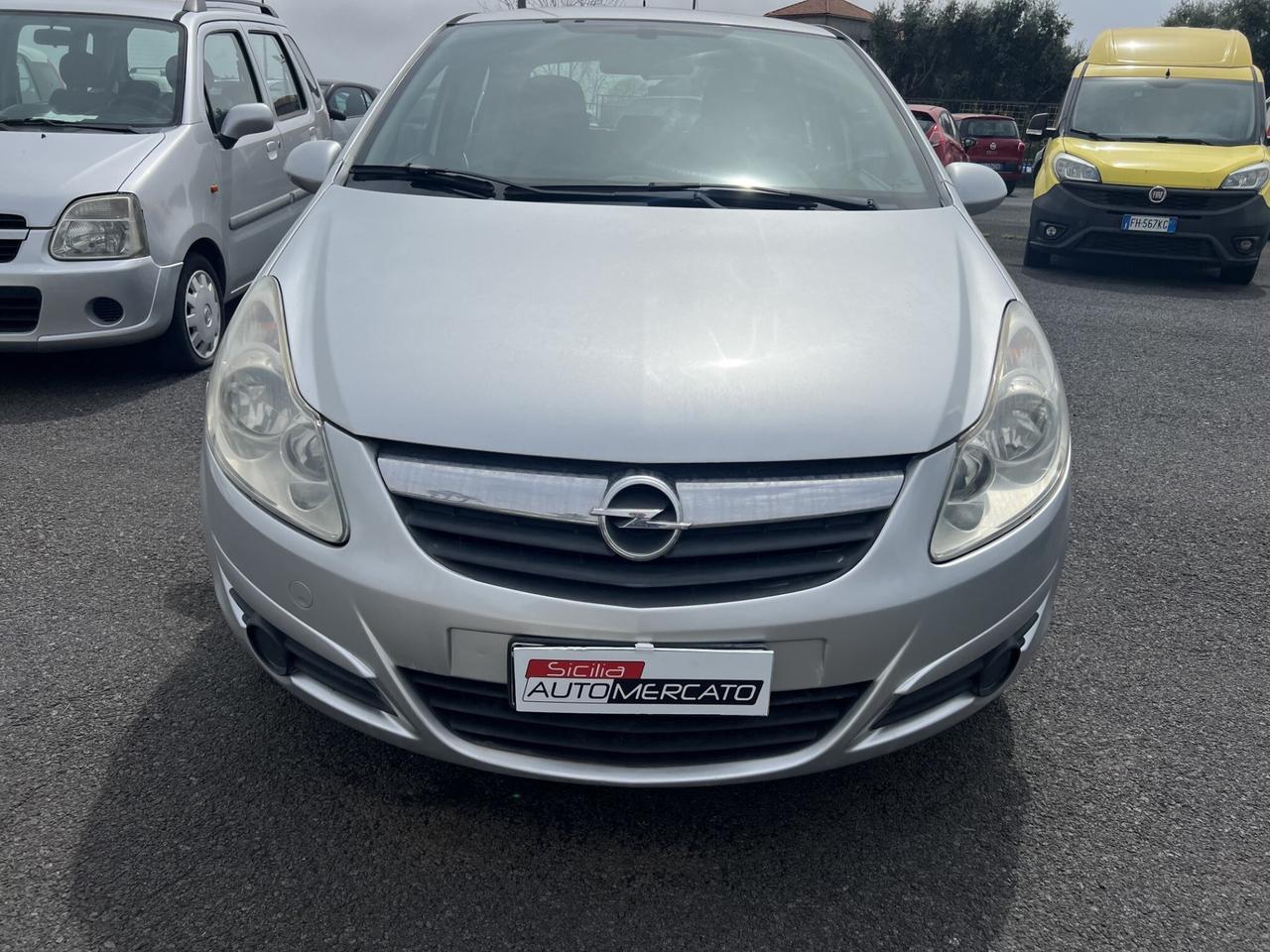 opel corsa benzina