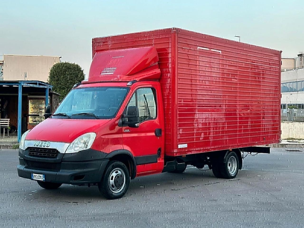 IVECO DAILY con 245.000km SUPER PREZZO!