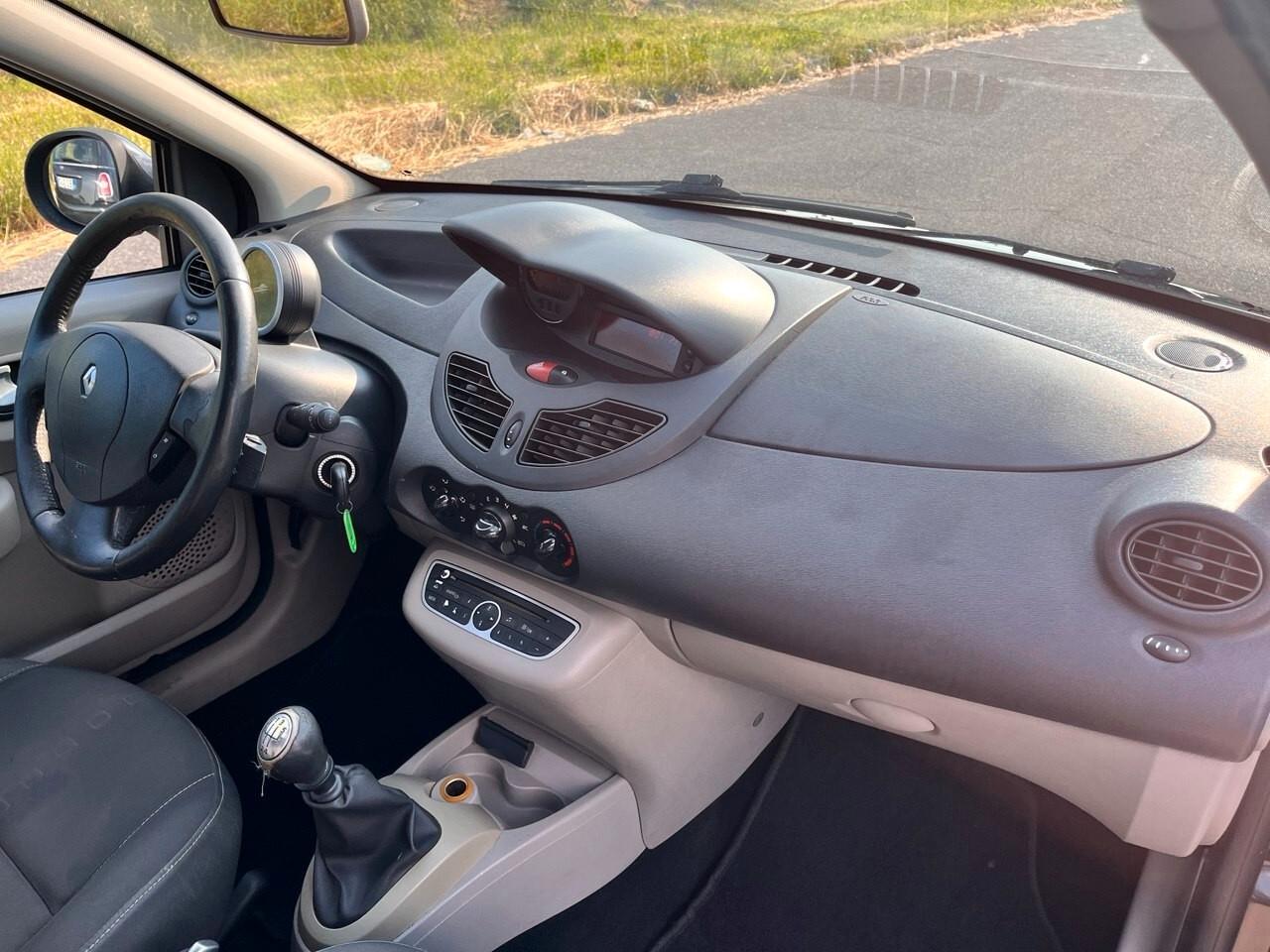 Renault Twingo 1.2 8V
