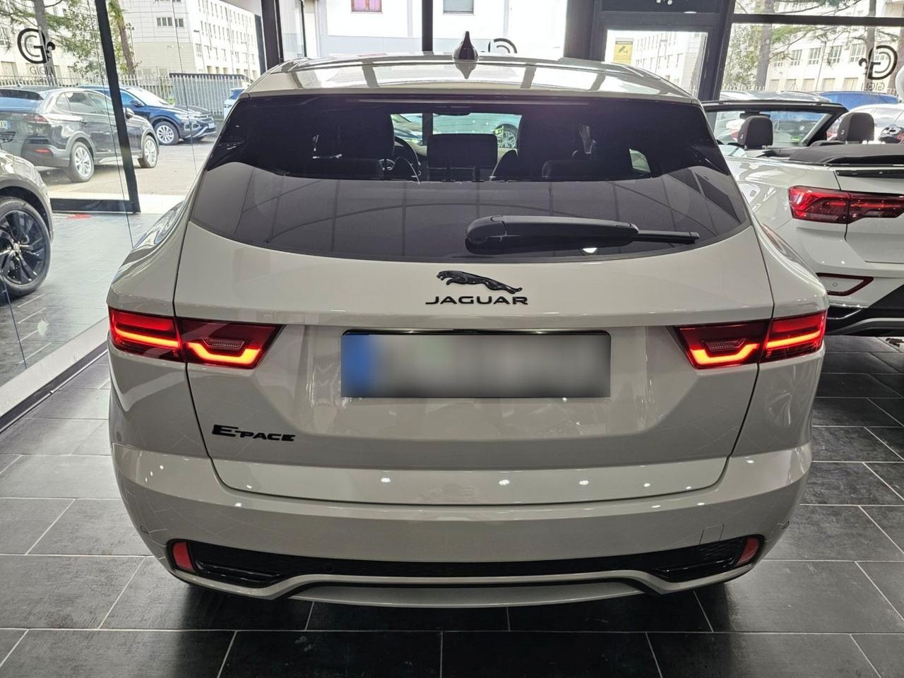 Jaguar E-Pace R-Dynamic SE Navi Camera Tetto C.20" LED BlackPack