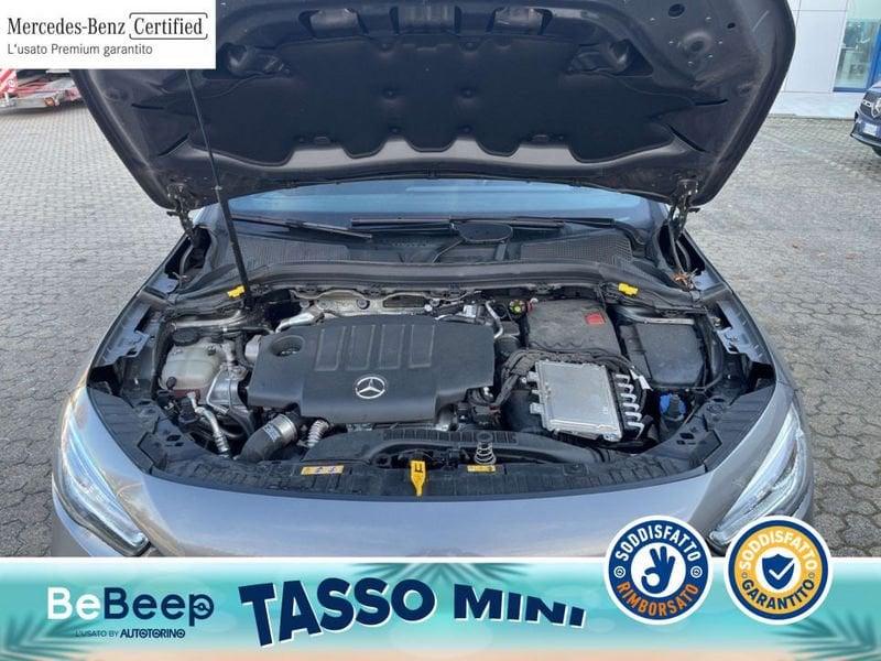 Mercedes-Benz GLA 200 D PREMIUM AUTO