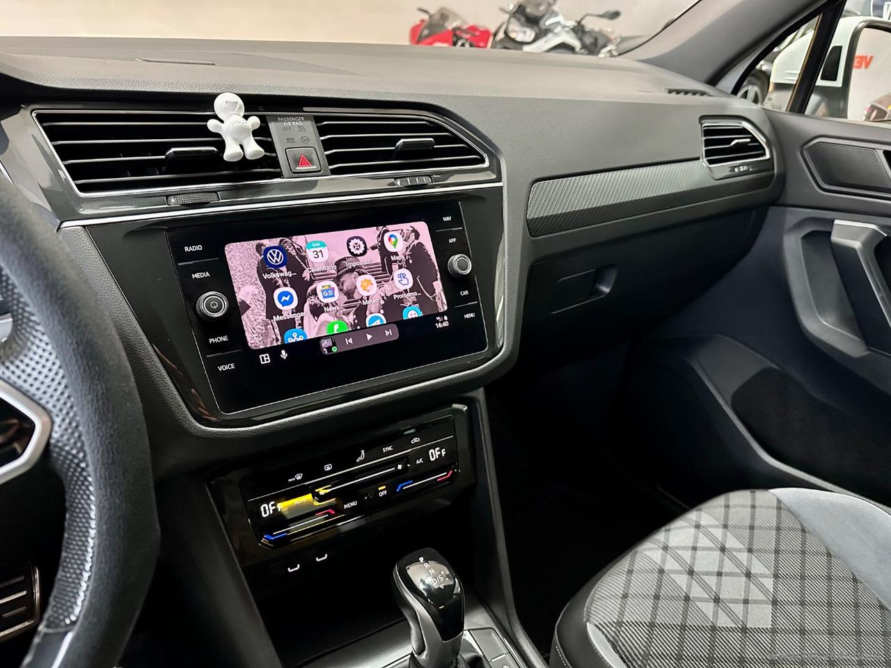 VOLKSWAGEN Tiguan 2.0 TDI 150CV SCR DSG R-Line GARANT*ITA