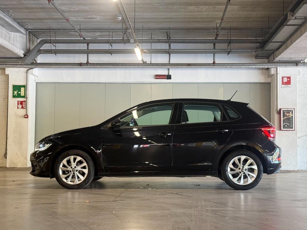 Volkswagen Polo 1.0 TSI Style 2022 - 57.000 km Certificati - Garanzia 12 Mesi - Aprilia