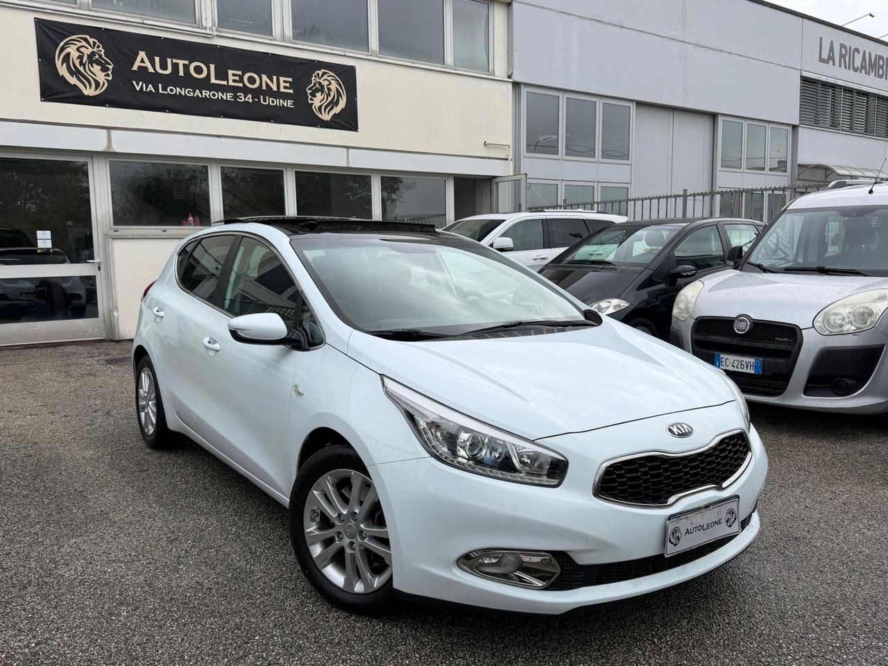 Kia Ceed cee'd 1.6 CRDi 110 CV 5 porte Cool