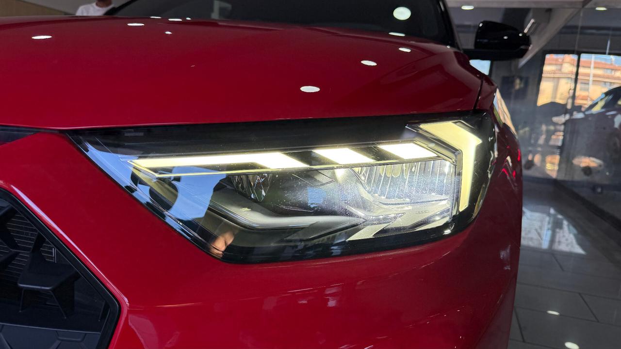 Audi A1 SPB 40 TFSI S tronic Identity Black