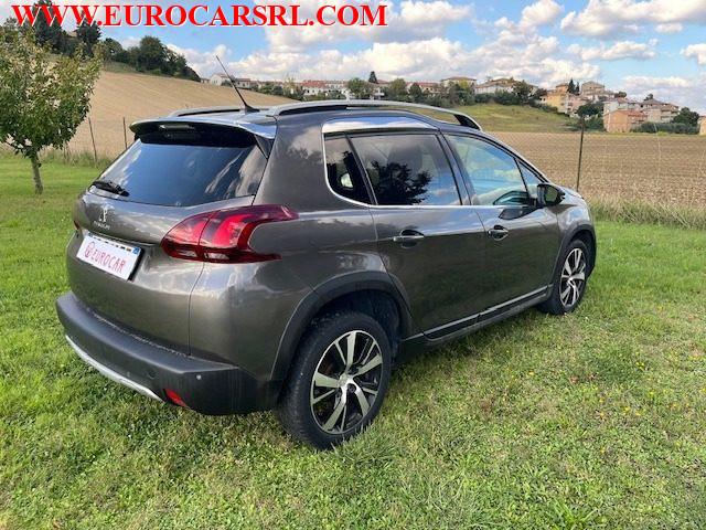 PEUGEOT 2008 BlueHDi 100 S&S Allure