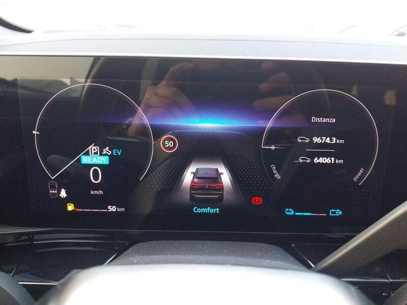 Renault Austral Austral 1.2 E-Tech full hybrid Iconic Esprit Alpine 200cv auto