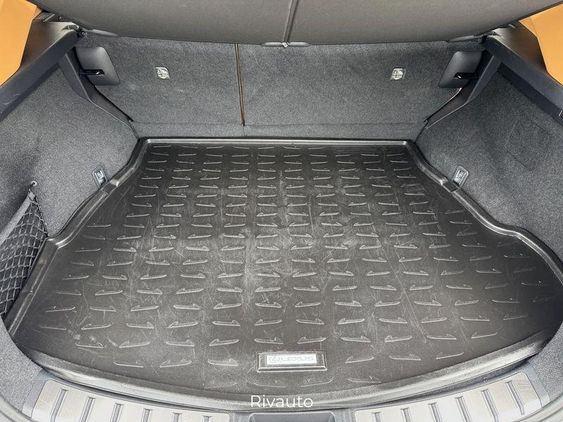 Lexus NX Hybrid Luxury 4WD MY22