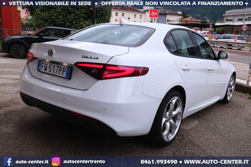 Alfa Romeo Giulia 2.2 Turbo Diesel AT8 160CV Super