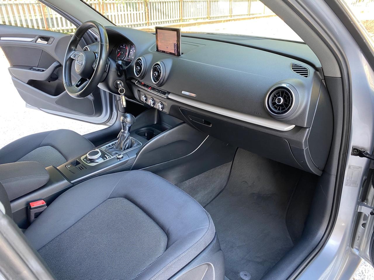 Audi A3 SPB 1.6 TDI 116 CV S tronic Business NEOPATENTATI!!!