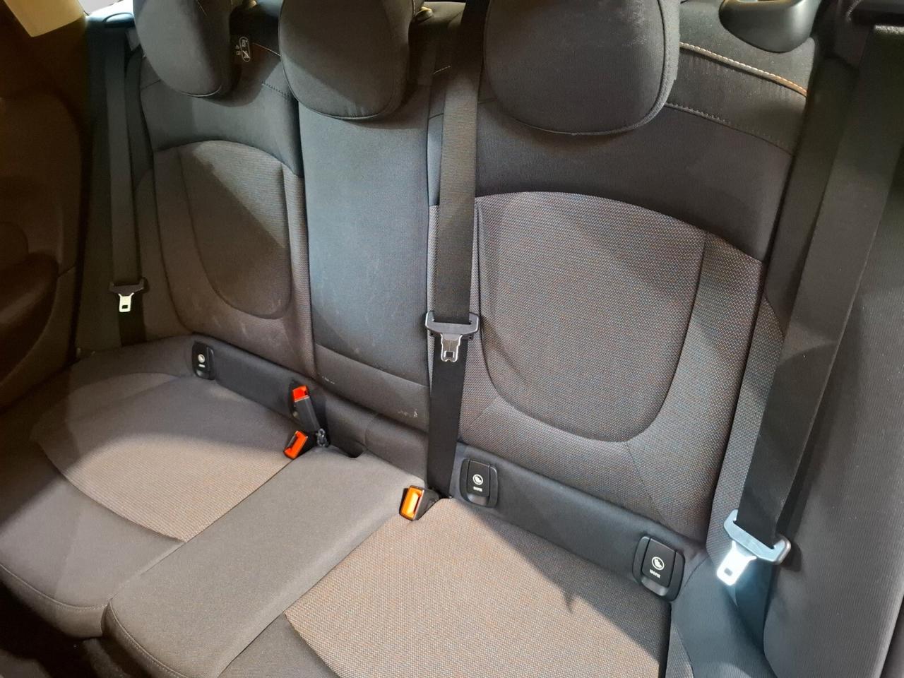 Mini Clubman 2.0 Cooper D Boost 115CV TAGLIANDI MINI