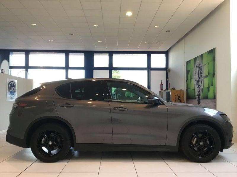 Alfa Romeo Stelvio 2.2 Turbodiesel 210 CV AT8 Q4 Sprint MY23