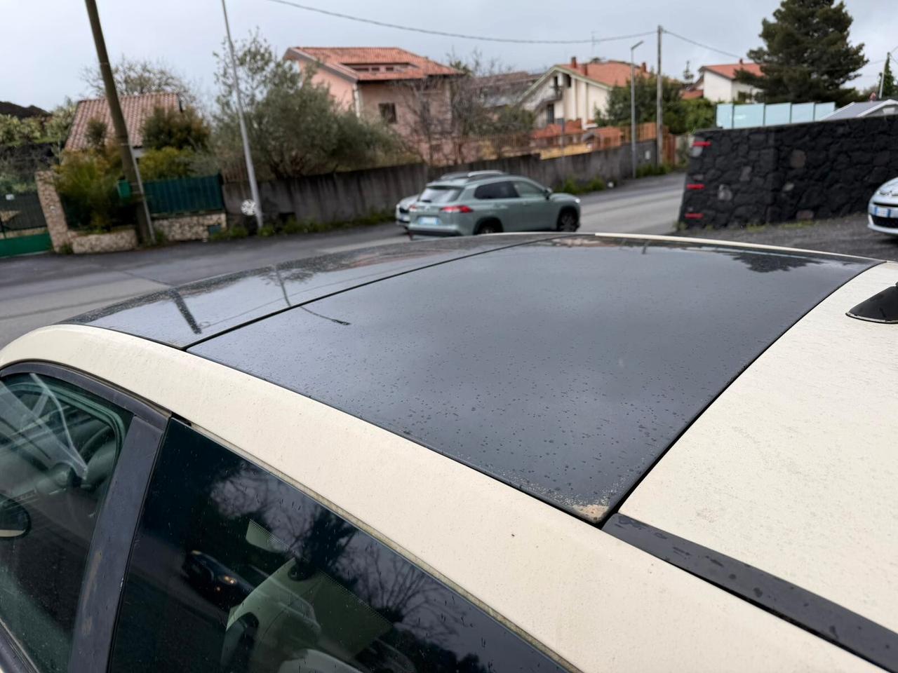 Lancia Ypsilon 1.2 16V Oro