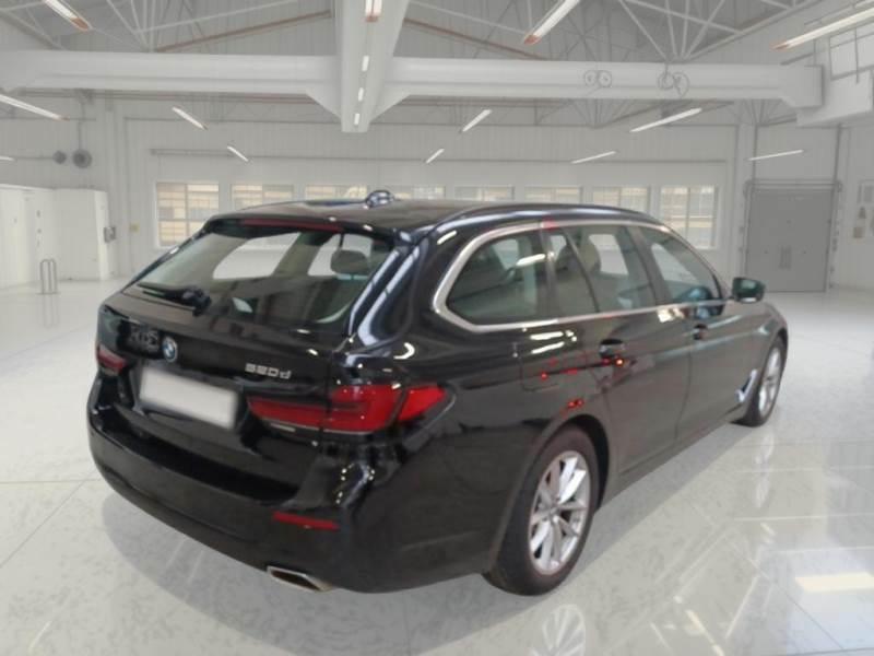 BMW 520 BUSINESS MH48V AUTO TOURING STATION WAGON