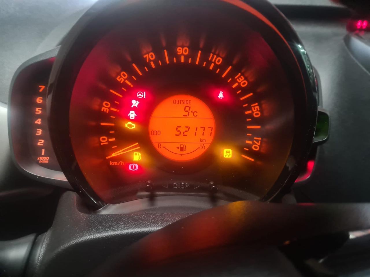 Toyota Aygo 1.0 VVT-i 69 CV 5 porte x-cool