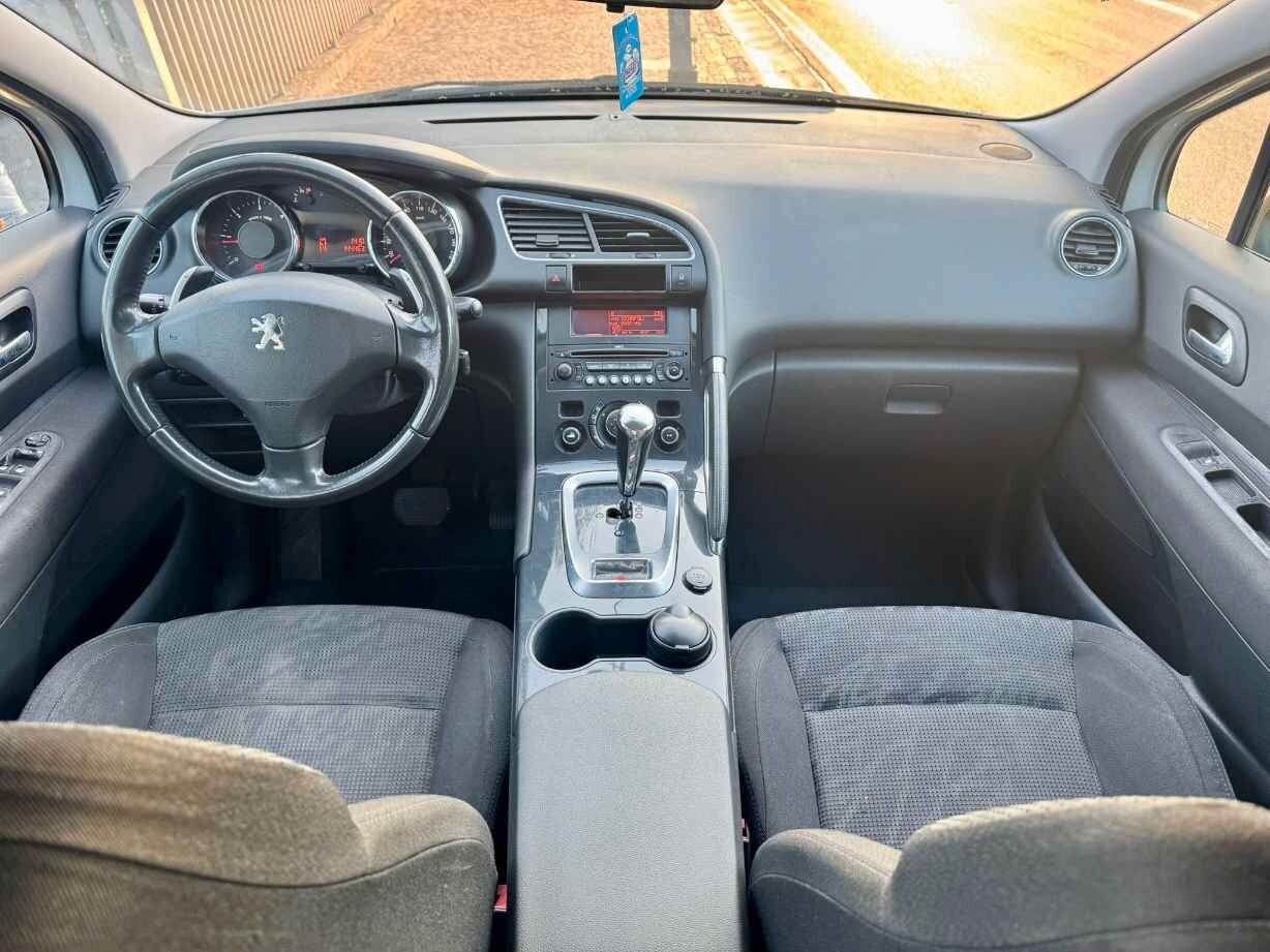 PEUGEOT 3008 1.6 HDi 110CV CAMBIO AUTOMATICO