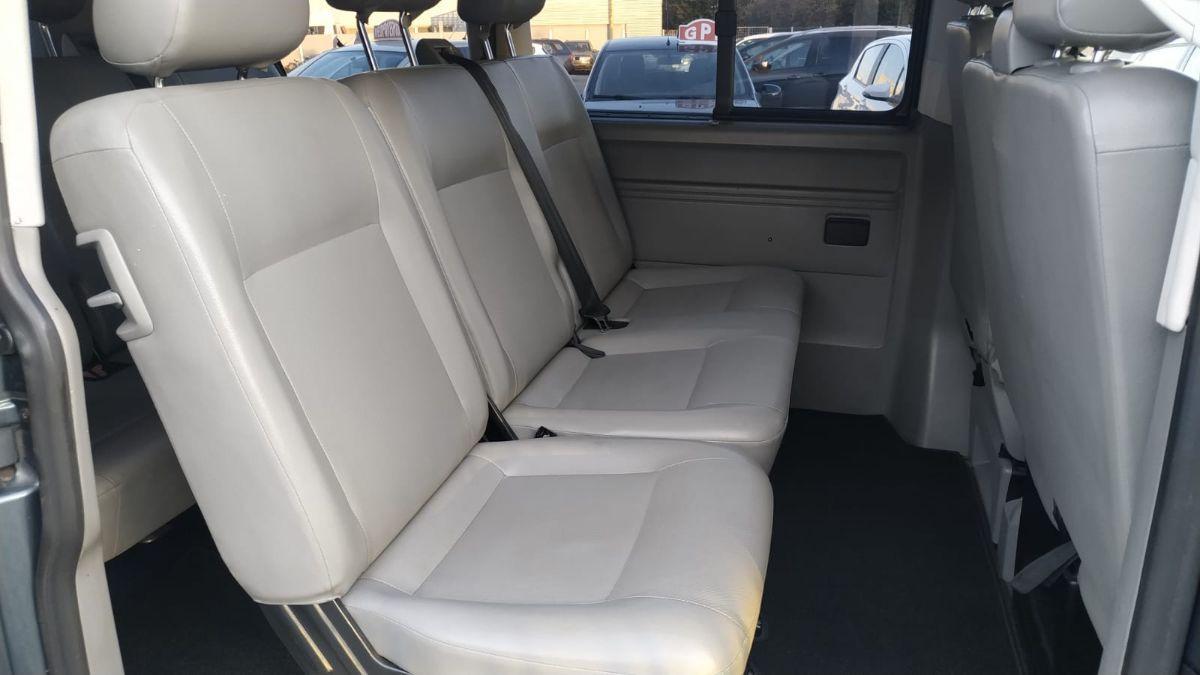 VOLKSWAGEN - Caravelle 2.5 TDI 9 POSTI 174 CV FULL