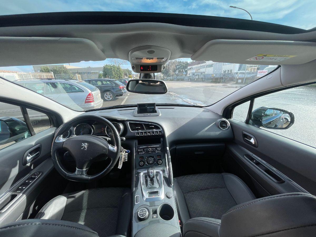 PEUGEOT - 3008 - HYbrid4