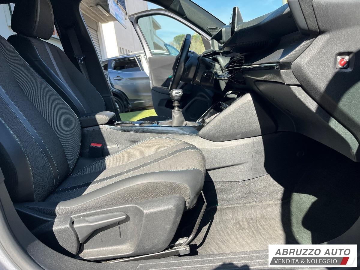 PEUGEOT 2008 100 CV Allure PROMO