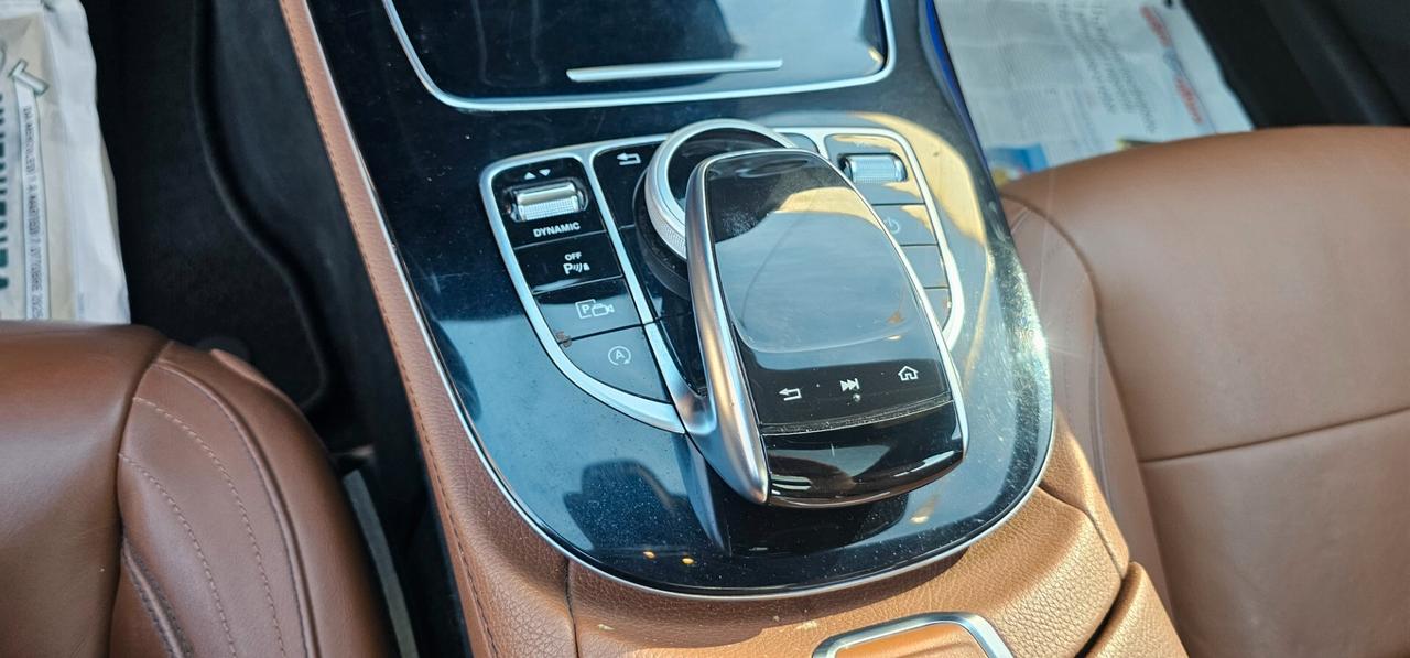 Mercedes-benz E 220 200 d Auto AMG Line