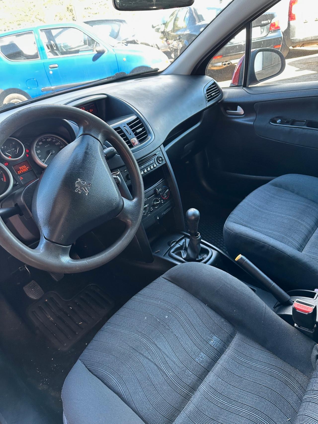 Peugeot 307 1.4 16V 3p. D-Sign