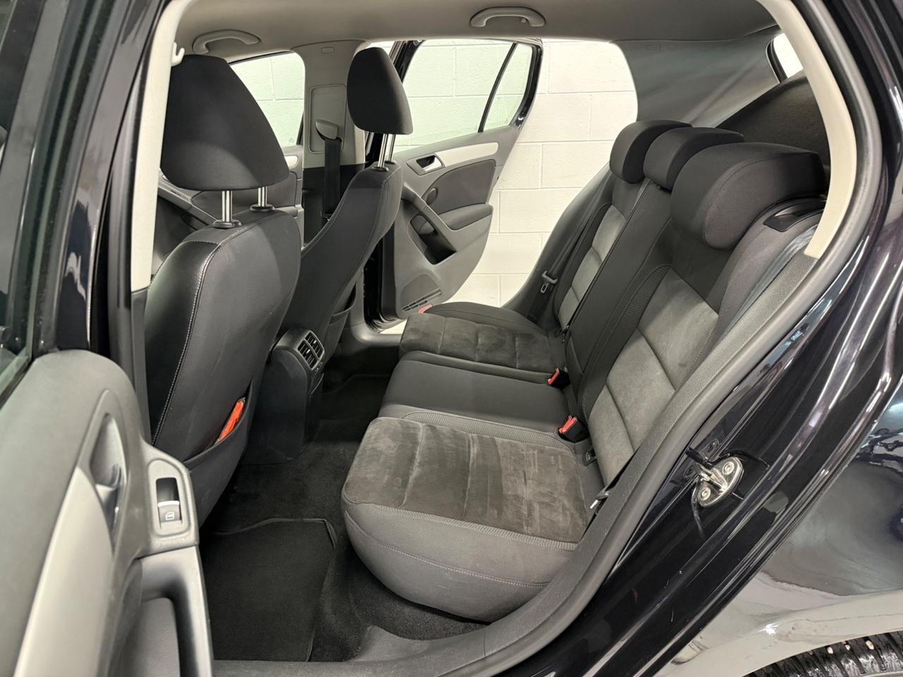 Volkswagen Golf 1.6 TDI DPF 5p. Highline